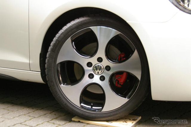 【VW ゴルフ GTI 日本発表】新エンジン搭載でパワー&燃費向上
