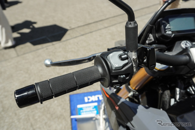 スズキ『DR-Z4S』ローシート装着車(スズキ モーターサイクルコレクション2025)