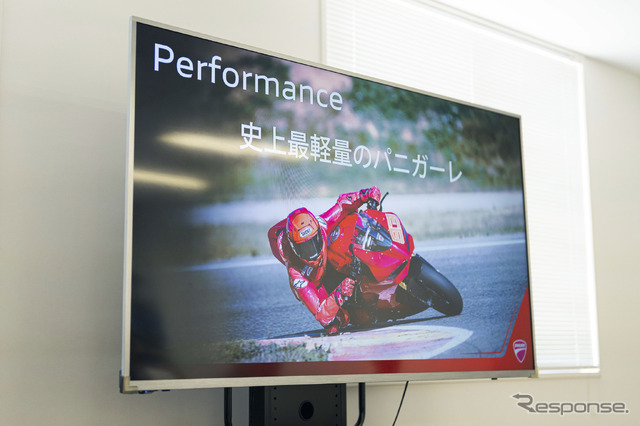 ドゥカティ 新型V2エンジン
