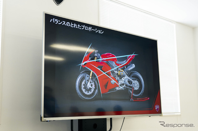 ドゥカティ 新型V2エンジン