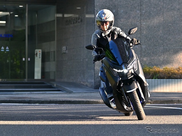 ヤマハ NMAX
