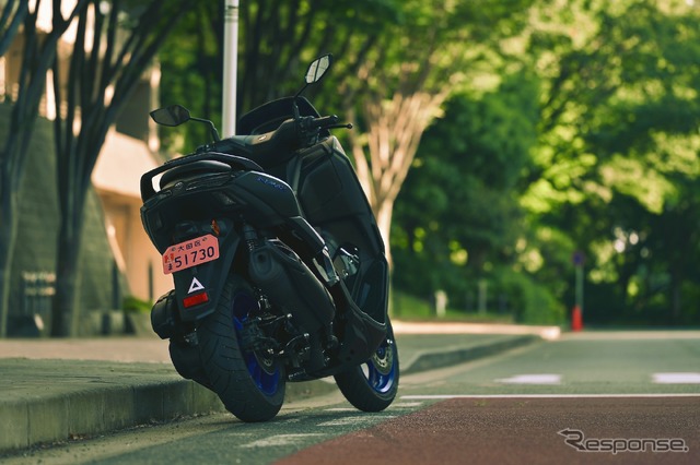 ヤマハ NMAX