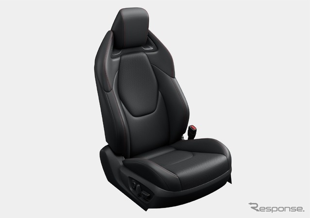 特別仕様車 SPORT RS“THE 70th”専用スポーツシート(スポーツレザー(本革)/レッドステッチ付)