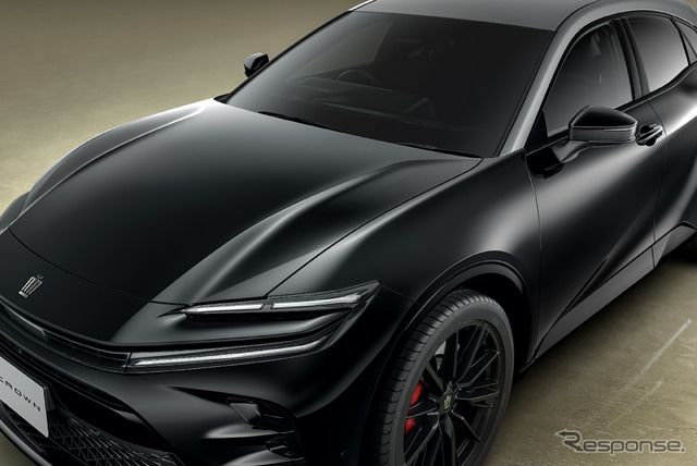 トヨタ クラウンスポーツ Z “THE 70th”