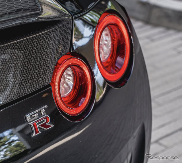 アルファレックスの『R35 GT-R』専用LEDヘッドライト・テールライト