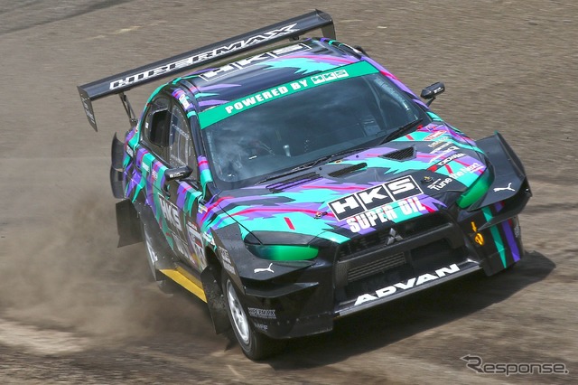 田口勝彦選手が搭乗した『HKS ランサーエボリューション』