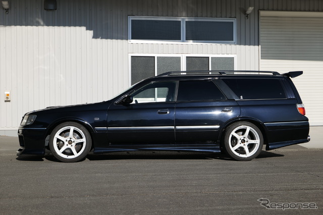 HKS ハイパーマックスS 日産・ステージア装着例 MT(出荷時車高・フロント:27mmダウン / リア:26mmダウン)