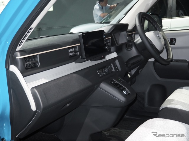 ホンダ N-ONE e: