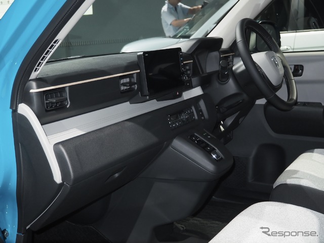 ホンダ N-ONE e: