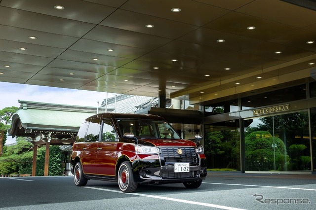 明治記念館とフォレストテラス明治神宮・桃林荘の特別車両。トヨタの『JPN TAXI(ジャパンタクシー)』がベース
