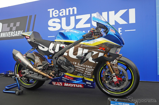 鈴鹿8耐に参戦するチームスズキCNチャレンジのスズキ GSX-R1000R