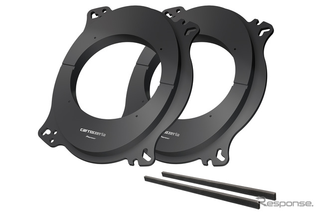 市販「インナーバッフル」の一例（カロッツェリア・UD-K5313）。