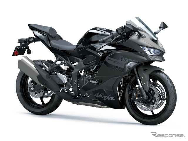 カワサキ Ninja ZX-4R SE（メタリックマットグラフェンスチールグレー×メタリックスパークブラック）
