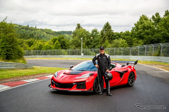 ZR1と車両ダイナミクス技術者のブライアン・ウォレス氏
