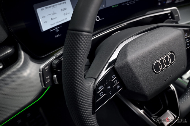 コラムシフトを採用するアウディ Q3 新型