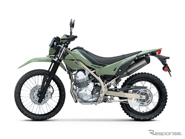 カワサキ KLX230シェルパS(ミディアムスモーキーグリーン)