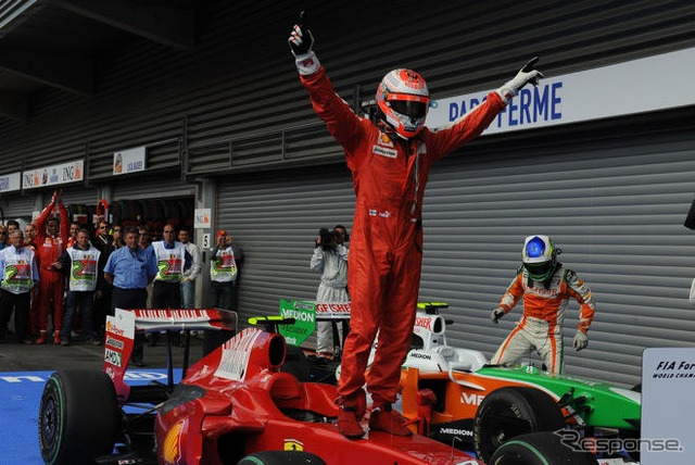 【F1ベルギーGP】ライコネンがフィジケラとのマッチレースを制す