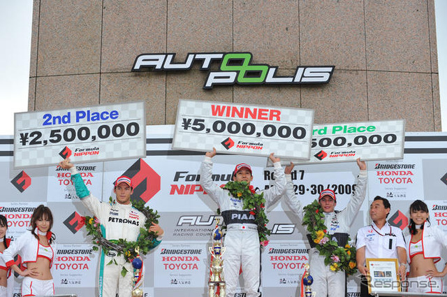 【Fニッポン 第7戦】決勝…小暮今季2勝目&デュバル4年目の初戴冠
