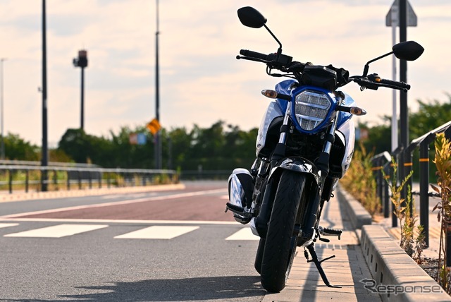 スズキ ジクサー250
