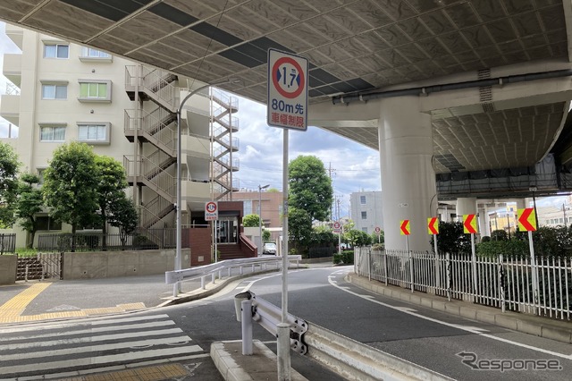 狭い道！ 制限1.7mの東京都板橋区道