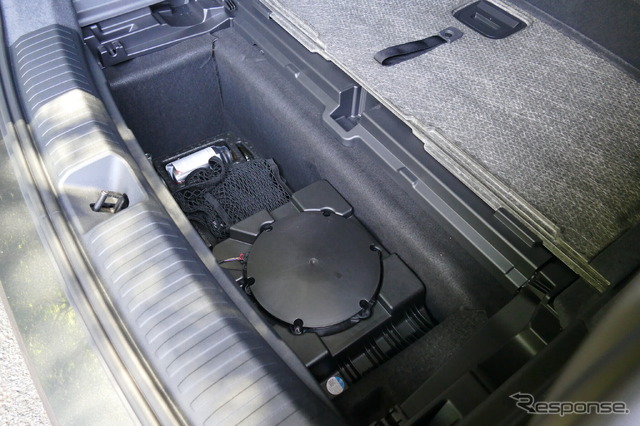 アウディ Q6 e-tron quattro advanced
