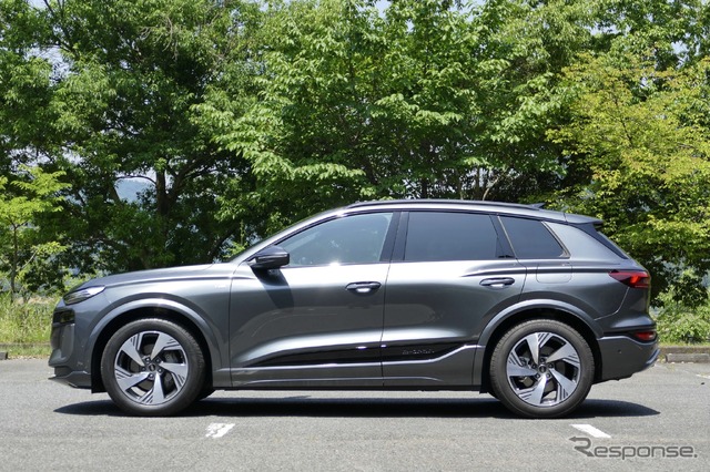 アウディ Q6 e-tron quattro advanced