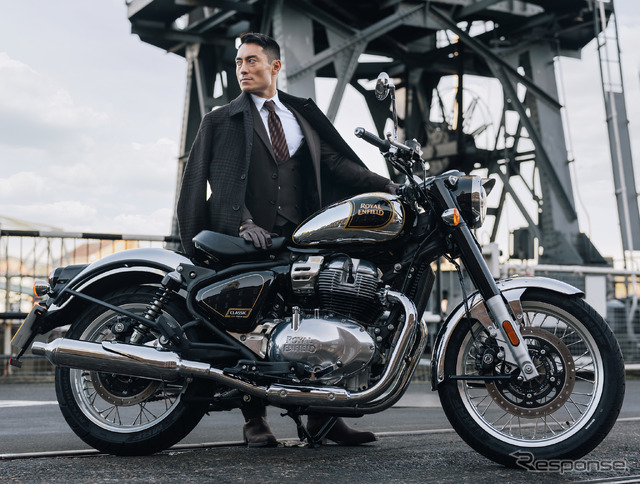 ロイヤルエンフィールド New CLASSIC 650 Black Chrome（ブラック・クローム）