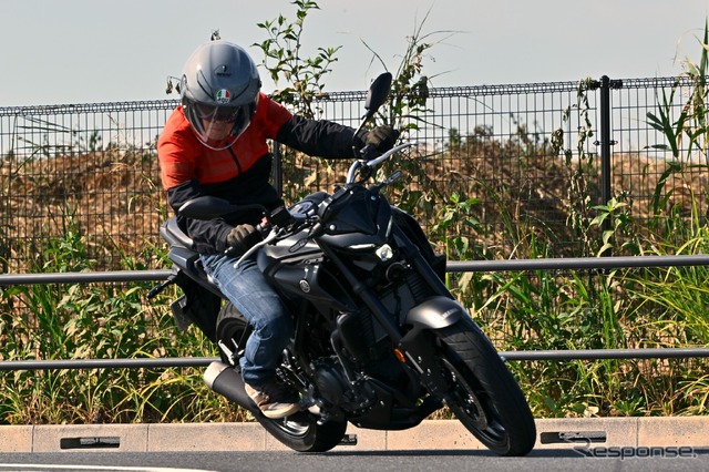 ヤマハ MT-25