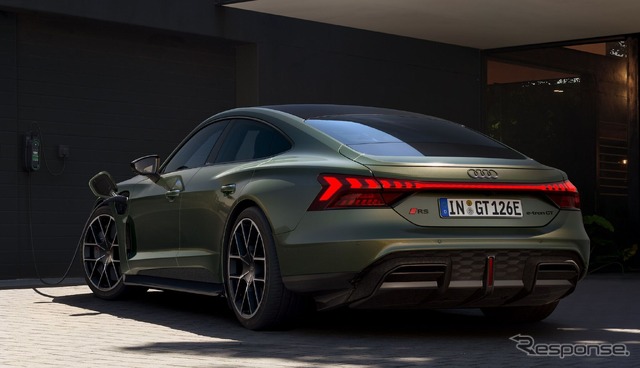 アウディRS e-tron GT performance