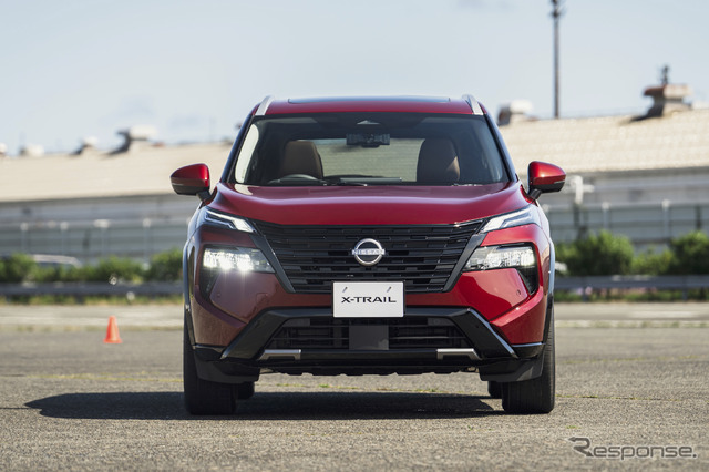 新型 日産 『エクストレイル』