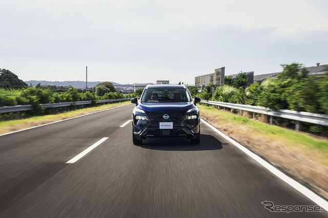 新型 日産 『エクストレイル』