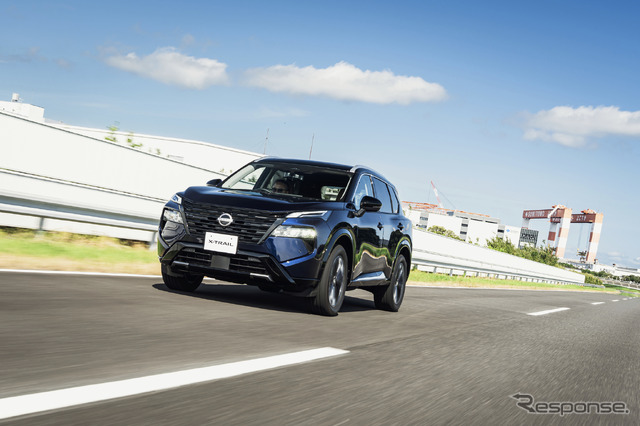 新型 日産 『エクストレイル』