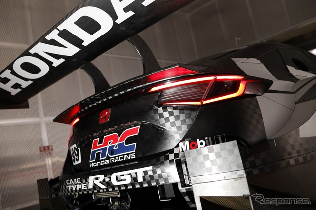 ホンダレーシングの GT500 クラスマシン