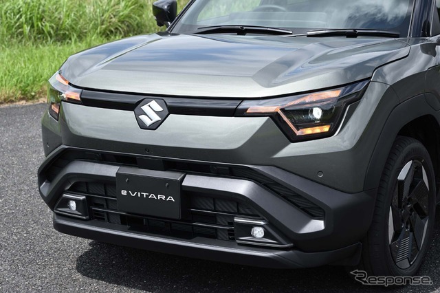 「eビターラ」4WD。BEVならではのグリルレスとしたフロント部。厚みもあり存在感は抜群だ