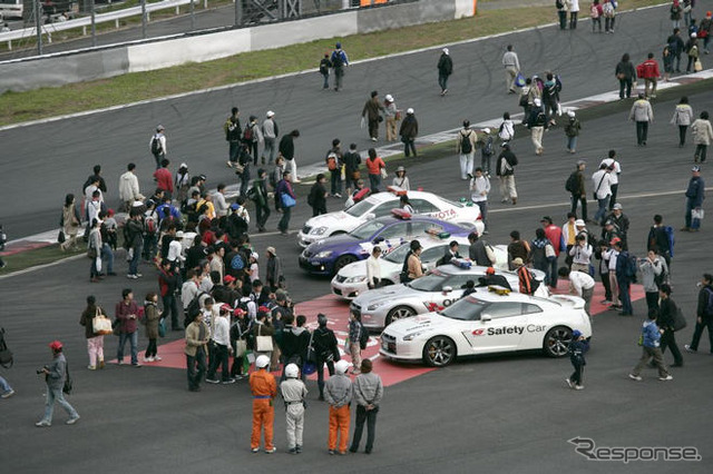 【SUPER GT 第7戦】イベント追加…プチトークショーや入場者プレゼント