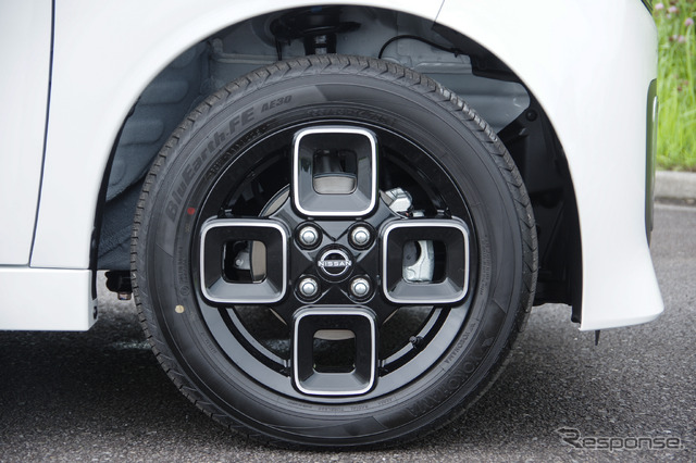 日産 ルークス 新型（ハイウェイスター）