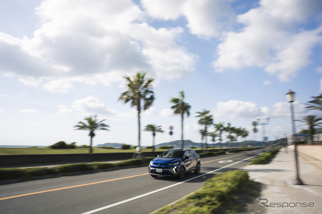 新型 ルノー『キャプチャー エスプリ アルピーヌ』