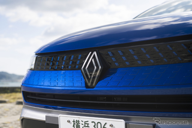 新型 ルノー『キャプチャー エスプリ アルピーヌ』