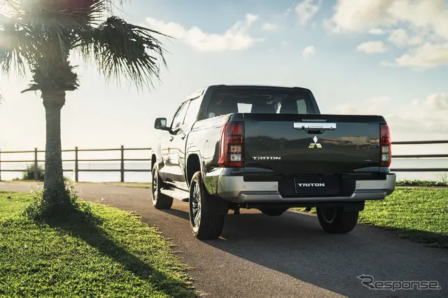MITSUBISHI TRITON