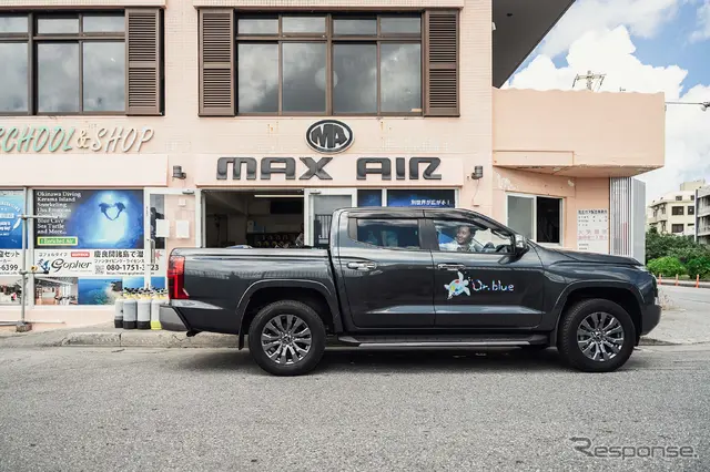 MITSUBISHI TRITON