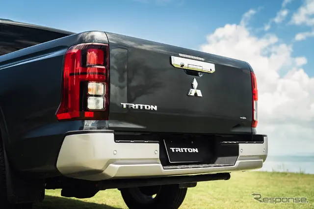 MITSUBISHI TRITON