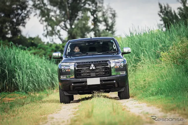 MITSUBISHI TRITON