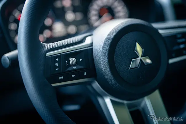 MITSUBISHI TRITON