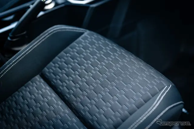 MITSUBISHI TRITON