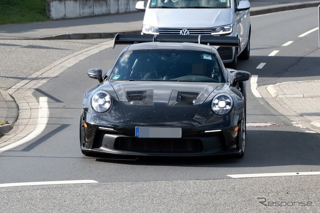 ポルシェ 911 GT3 RS 改良新型のプロトタイプ