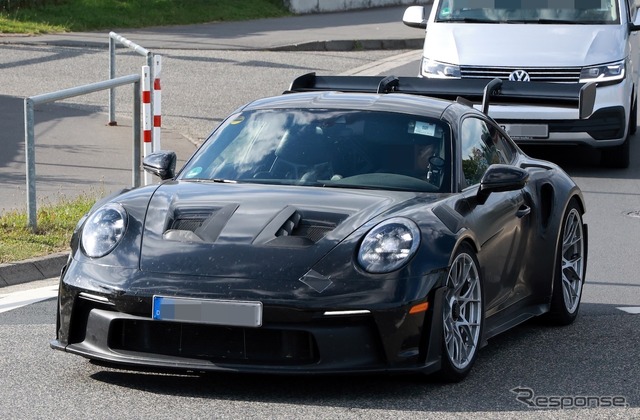 ポルシェ 911 GT3 RS 改良新型のプロトタイプ