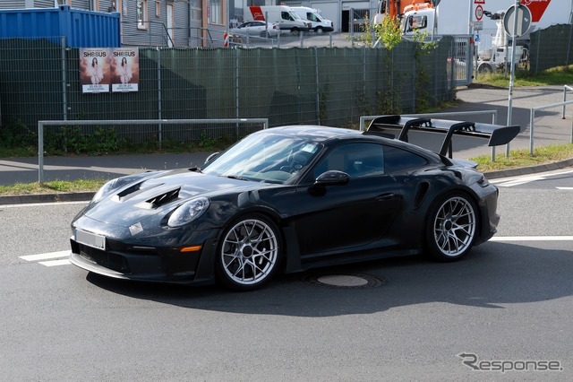 ポルシェ 911 GT3 RS 改良新型のプロトタイプ