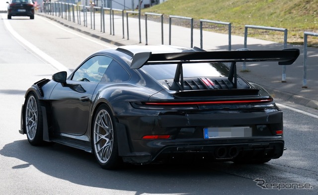 ポルシェ 911 GT3 RS 改良新型のプロトタイプ