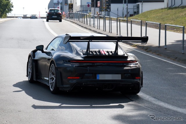 ポルシェ 911 GT3 RS 改良新型のプロトタイプ