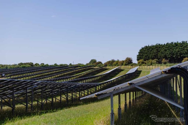 ジャガー・ランドローバーが英国最大級の太陽光発電所開設